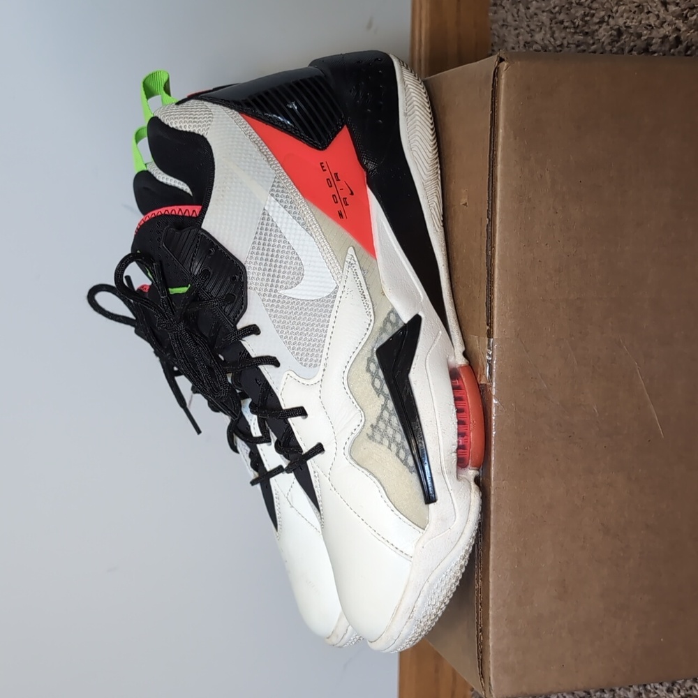 Jordan Zoom 92